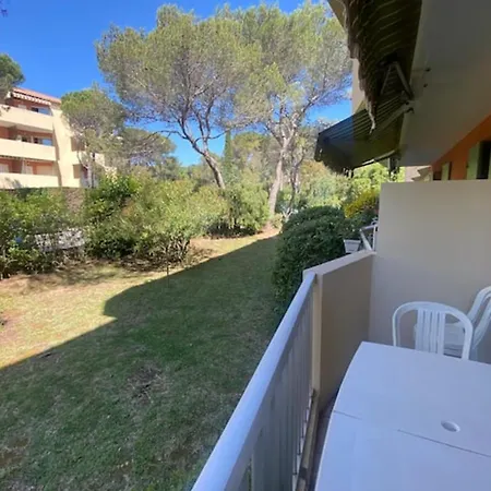 Air-conditioned With Balcony In St-raphael * Saint-Raphaël